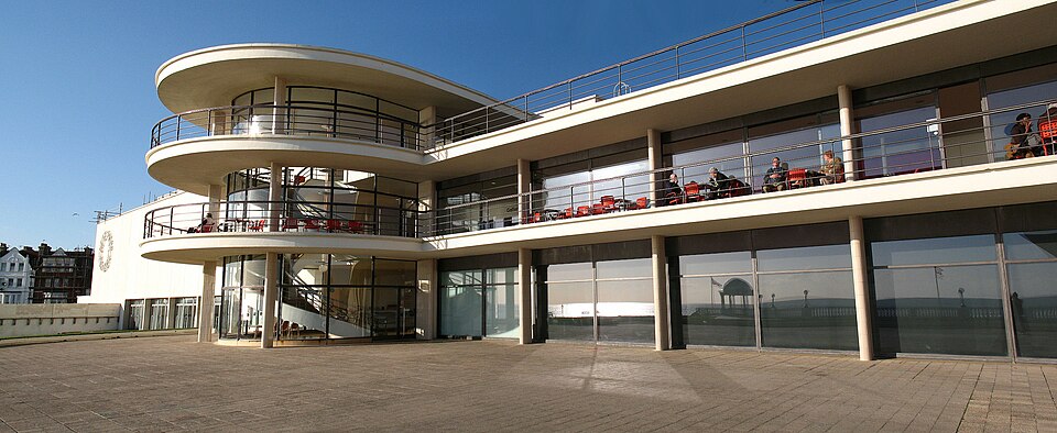File:De La Warr Pavilion, Bexhill.jpg
